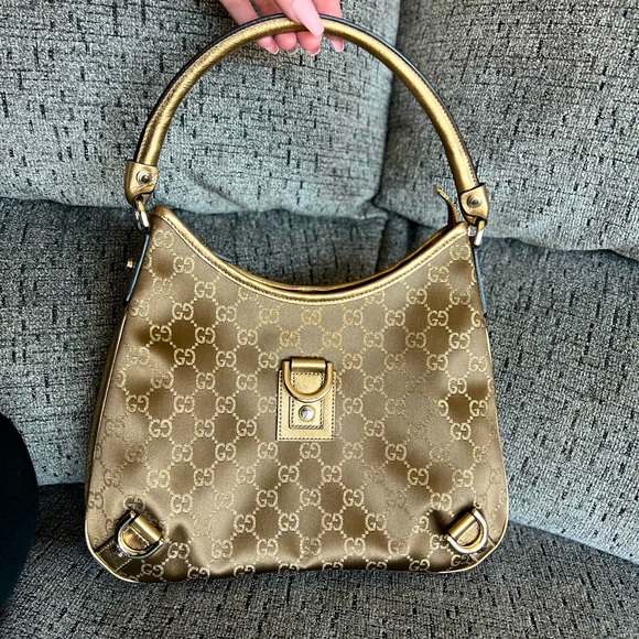 Gucci Handbag - Picture 1 of 9